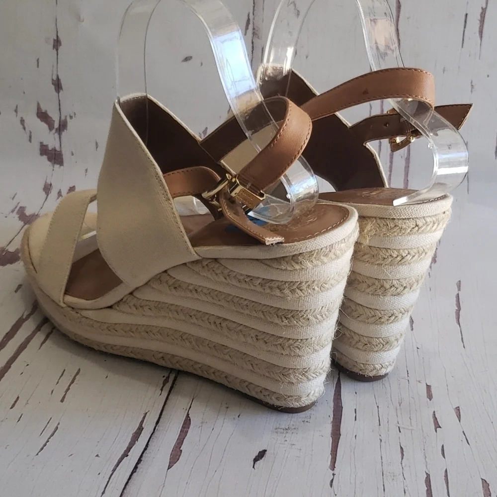 Vince Camuto 10 beige espadrilles platforms new heels
